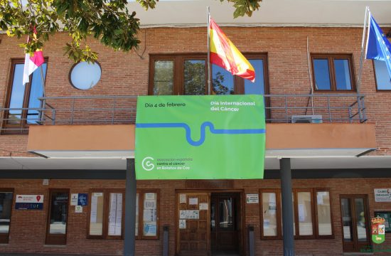 Pancarta Día Mundial Contra el Cáncer Bolaños 2022